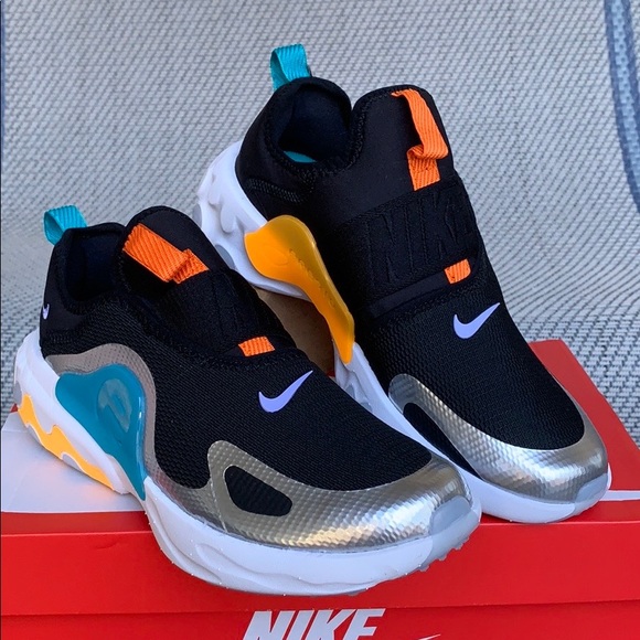 • NIKE REACT PRESTO EXTREME WMNS - Picture 12 of 16